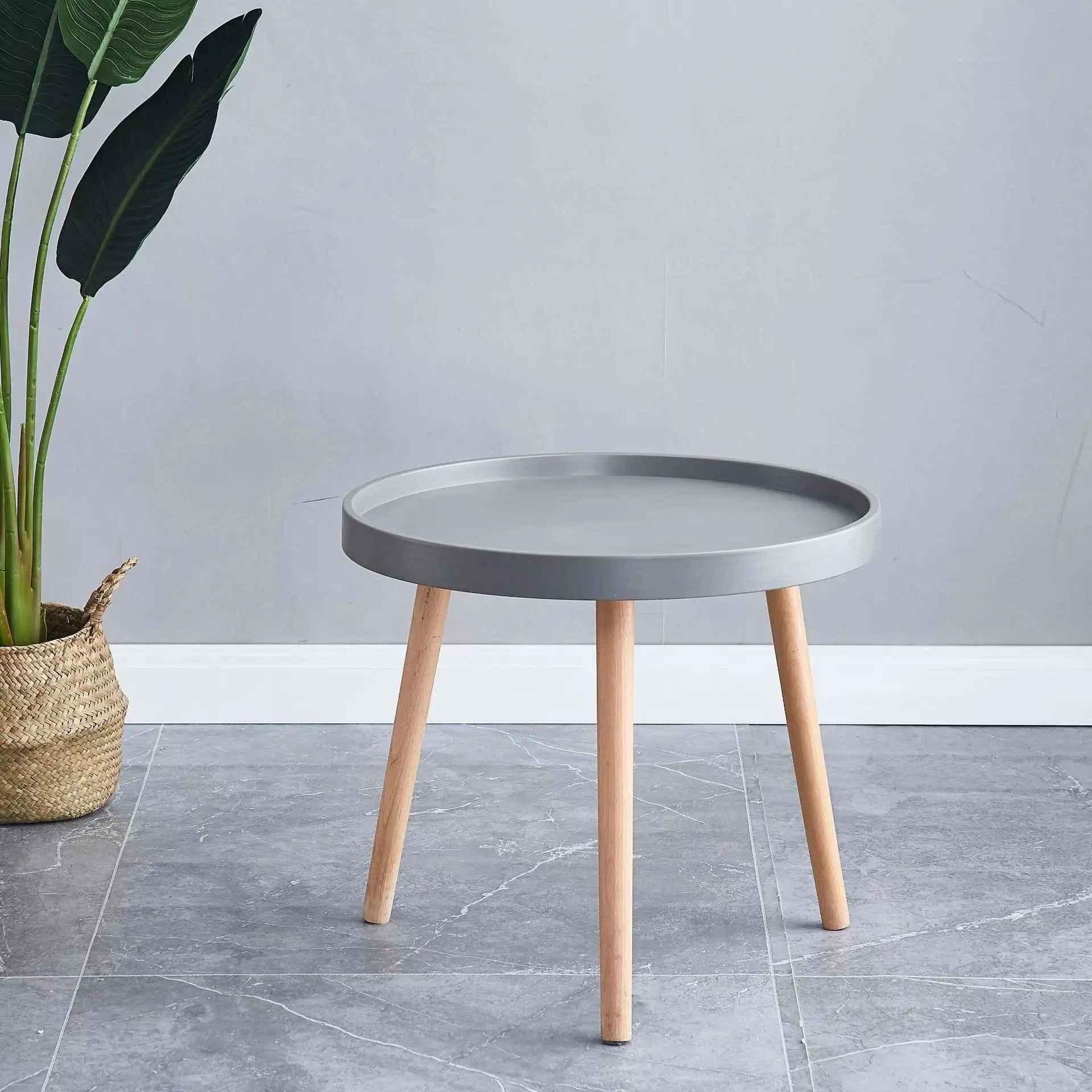 Table d'appoint nordique - Épurée et simple