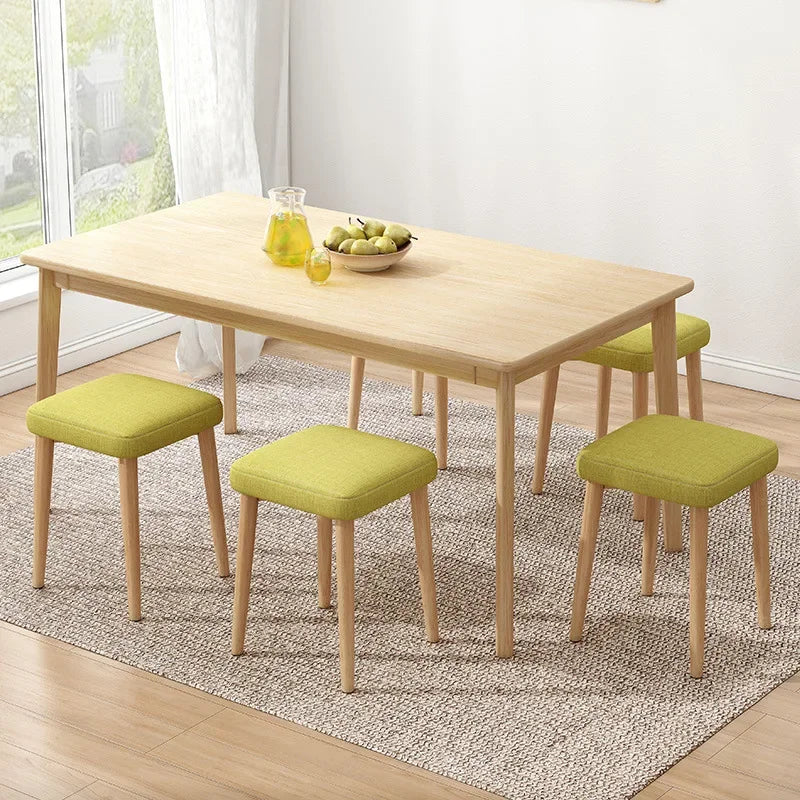 Tabourets en bois pour une vie élégante