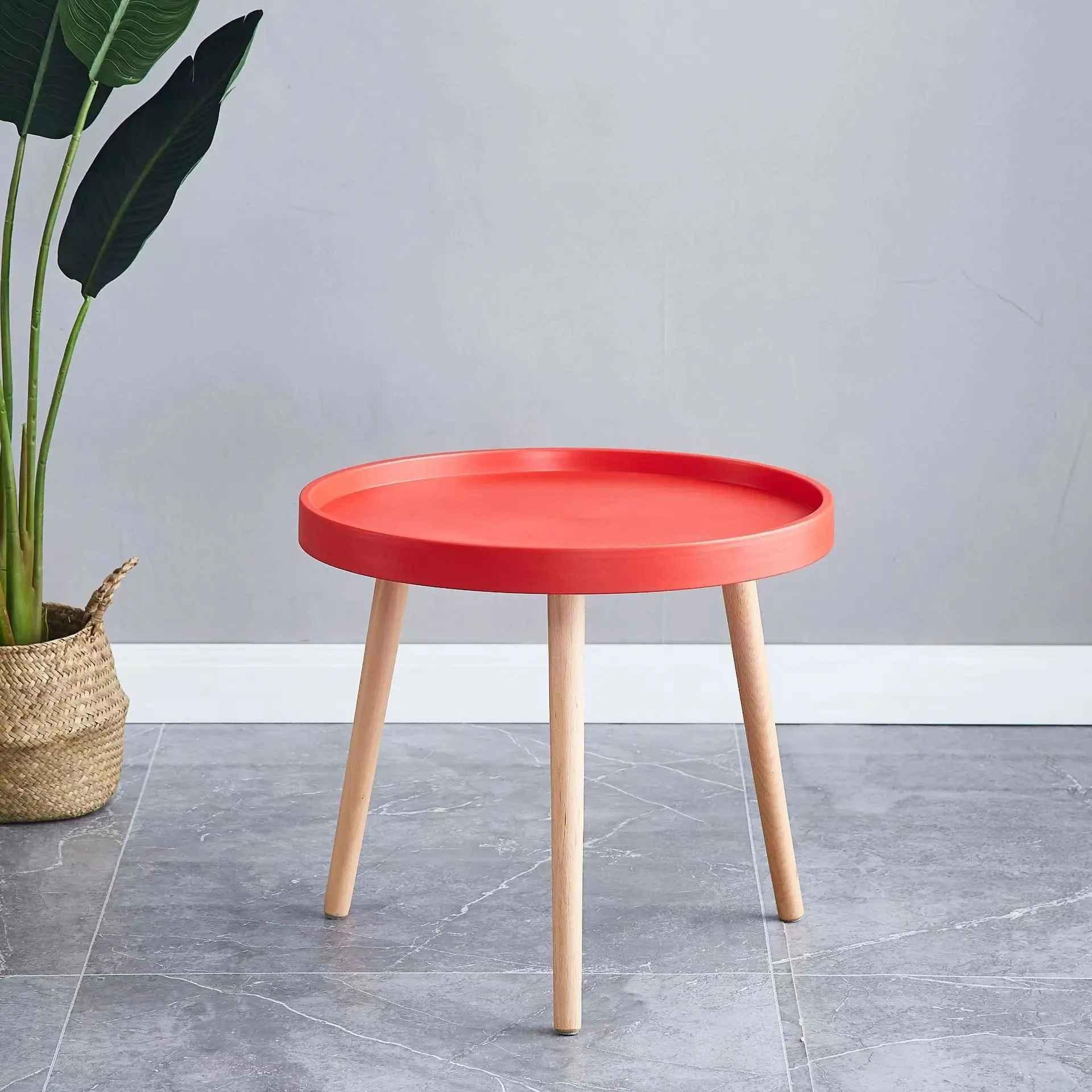 Table d'appoint nordique - Épurée et simple